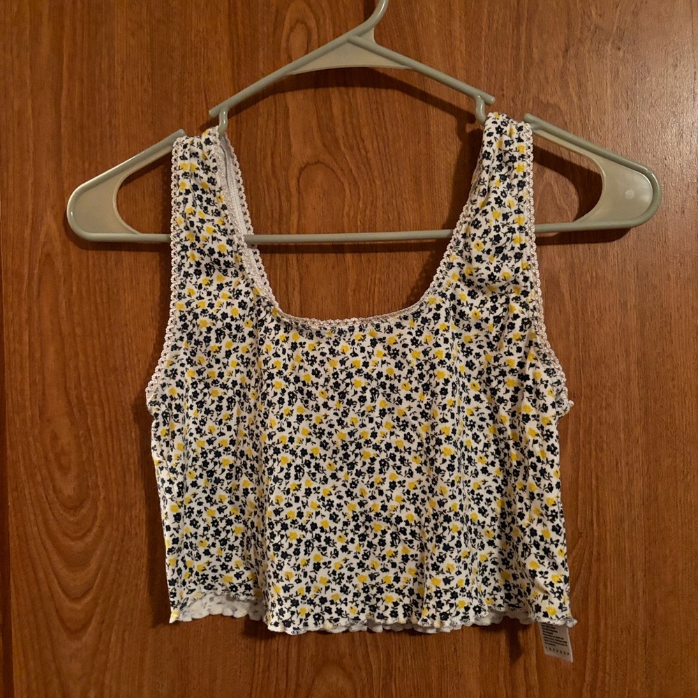 topshop floral print lettuce hem cropped tank top